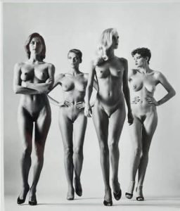 Sie Kommen, Naked