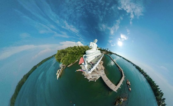 En la imagen se ve el resultado de hacer una foto de 360 grados de un paisaje a&eacute;reo