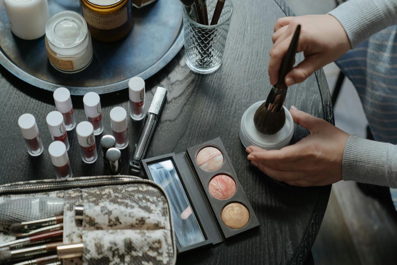 Como cobrar los servicios de maquillaje, C&oacute;mo cobrar los servicios de maquillaje: gu&iacute;a para profesionales