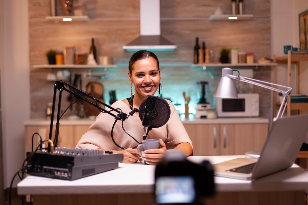 locutor-radio-sin-estudios